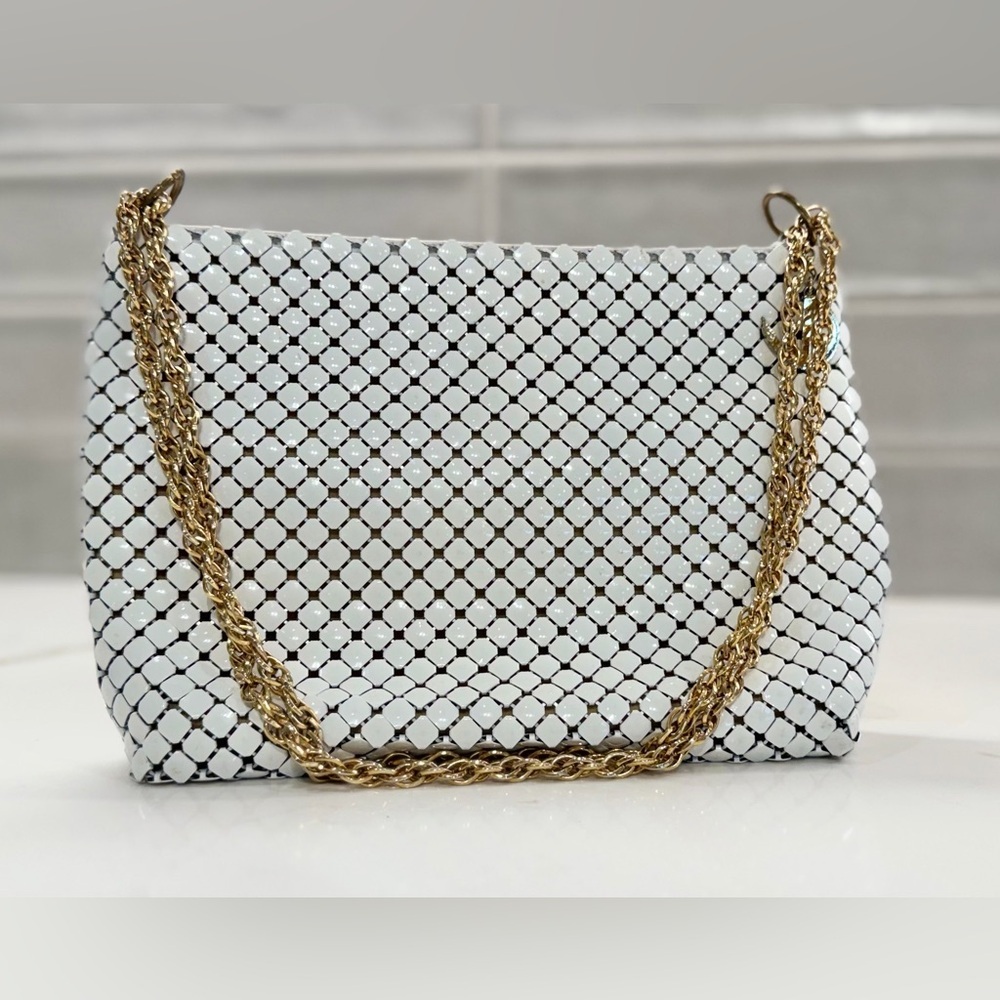 Whiting & Davis Vintage White Mesh Gold Tone Chain Strap Clutch Shoulder Bag